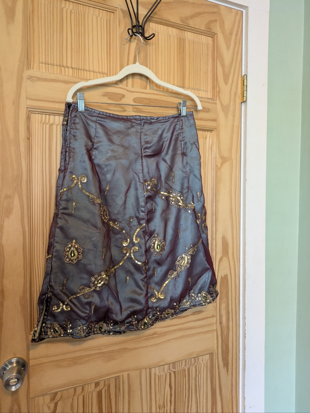 Mauve Metallic Embellished Midi Skirt